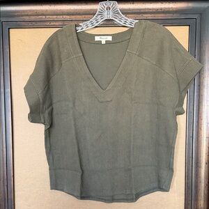 Madewell Cotton Ottoman Olive V-Neck Short Sleeve Boxy Top